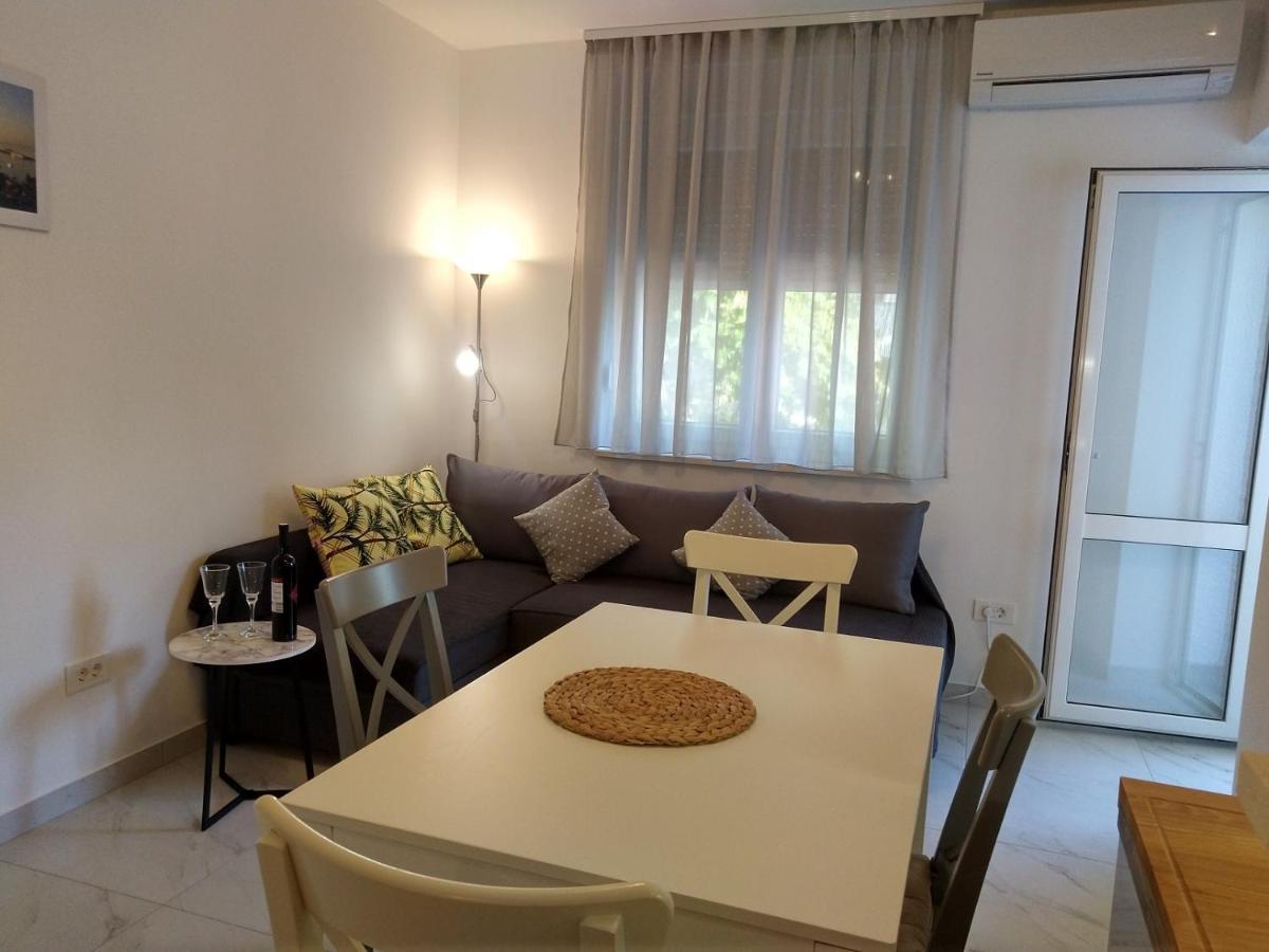 Deluxe Apartment Joia With Balcony On The Beach Bacvice, Free Parking, Old Town, Near Ferry Port Split Extérieur photo