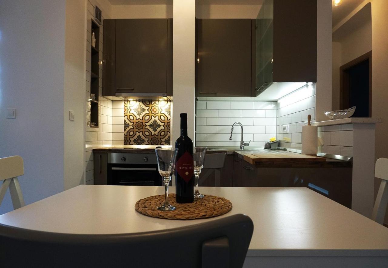 Deluxe Apartment Joia With Balcony On The Beach Bacvice, Free Parking, Old Town, Near Ferry Port Split Extérieur photo