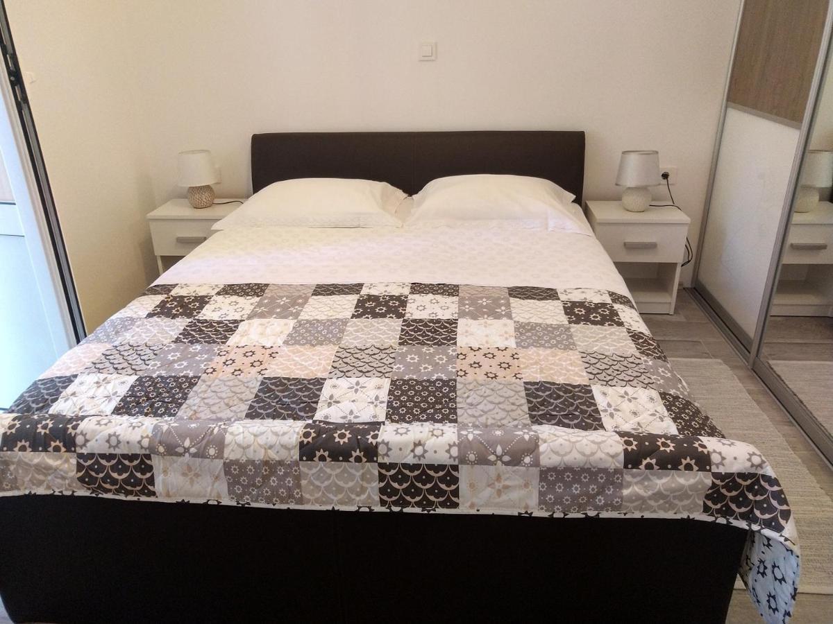 Deluxe Apartment Joia With Balcony On The Beach Bacvice, Free Parking, Old Town, Near Ferry Port Split Extérieur photo
